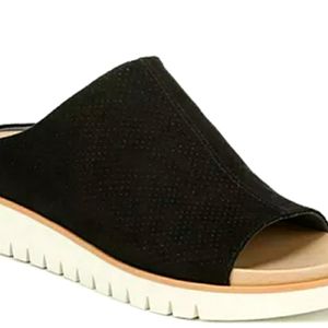 Brand NWT Dr. Scholls sandals